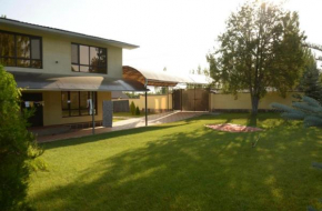 Hotel in Tokmok - Chuy for single and family travelers